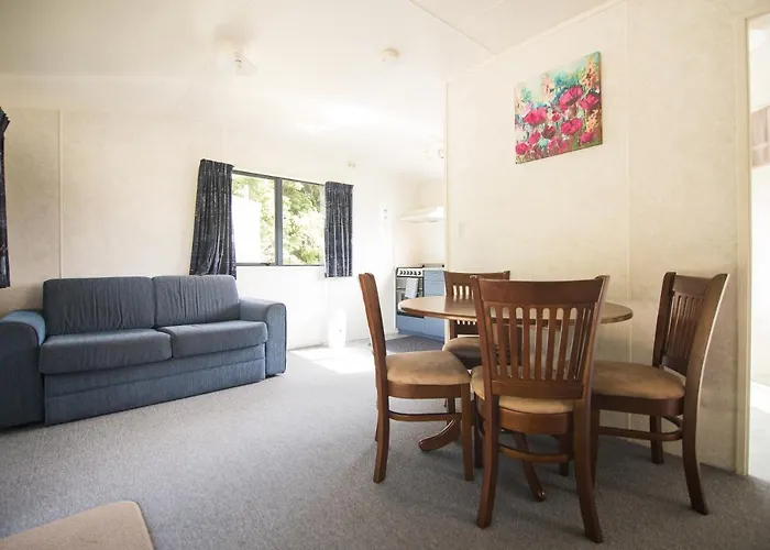 Stratford Motel & Holiday Park